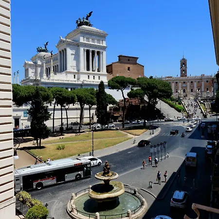 Five בית הארחה